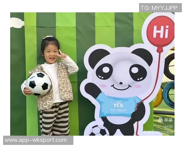 足球宝贝微电影:青春与梦想交织的绿茵场上绽放的故事 足球宝贝微电影:青春与梦想交织的绿茵场上绽放的故事